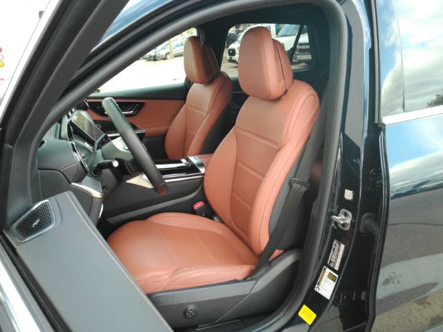 Used 2024 Mercedes-Benz GLC 300 w/ Driver Assistance Package image 16