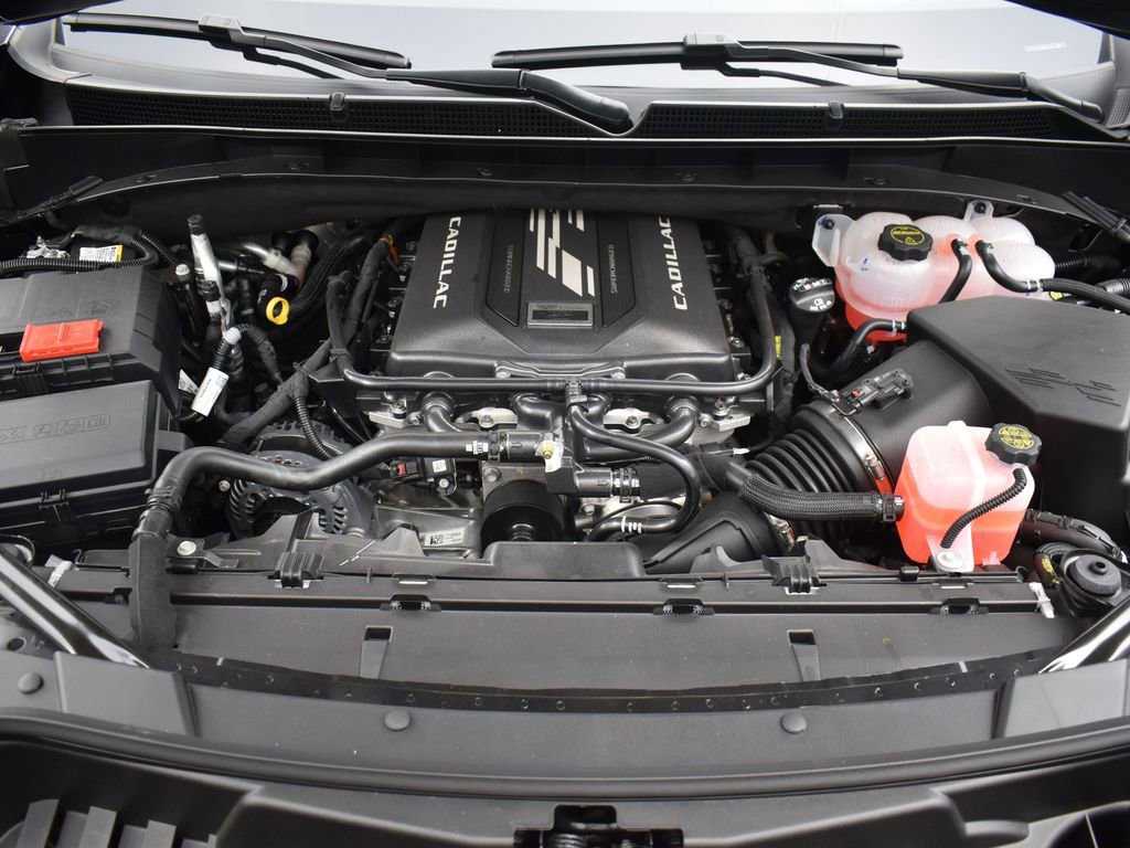 Certified 2025 Cadillac Escalade V w/ LPO, ONYX Package image 8