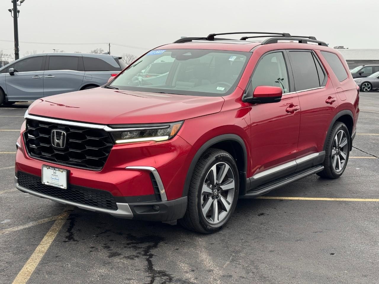 Certified 2023 Honda Pilot Touring image 9