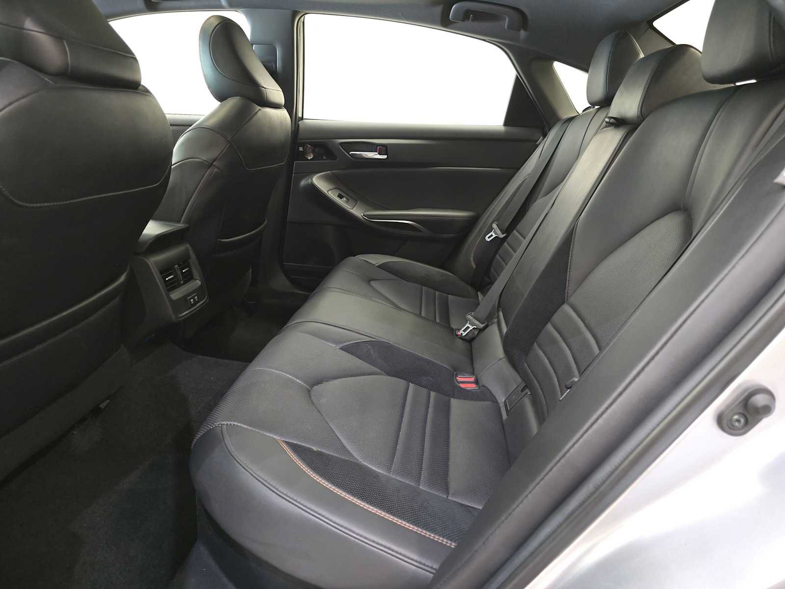Certified 2020 Toyota Avalon XSE w/ All Weather Liner Package FWD image 24