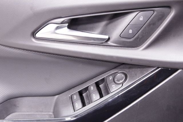 Used 2025 Chevrolet Equinox LT image 22