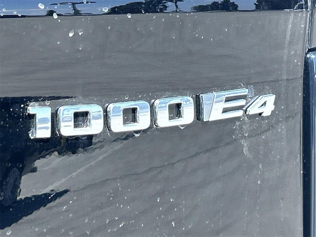 New 2026 Cadillac Escalade IQL Sport 2 image 31