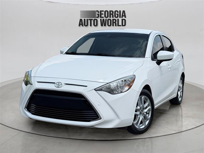 Used 2017 Toyota Yaris iA FWD image 3