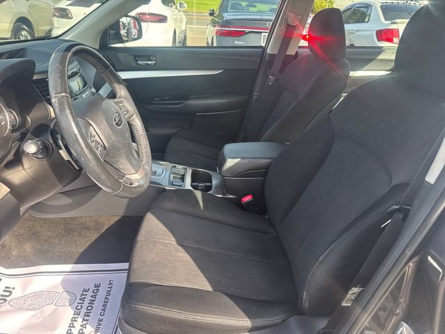 Used 2013 Subaru Legacy 2.5i Premium w/ All-Weather Pkg AWD/4WD image 9
