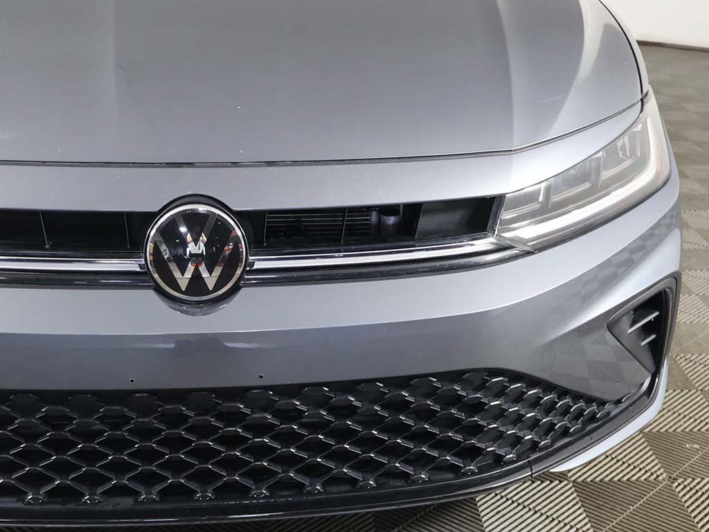 Used 2025 Volkswagen Jetta Sport FWD image 14