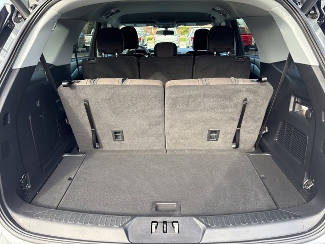 Used 2022 Ford Explorer XLT image 15