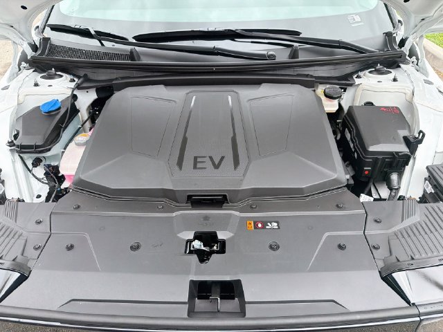 New 2027 Hyundai Ioniq 5 SE RWD image 31