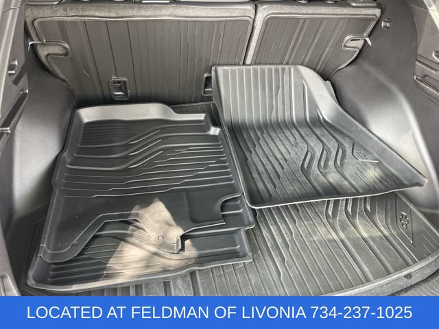 Used 2024 Chevrolet Equinox EV RS FWD image 32