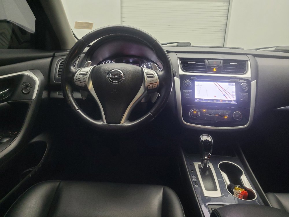 Used 2018 Nissan Altima 2.5 SR w/ SR Midnight Edition FWD image 22