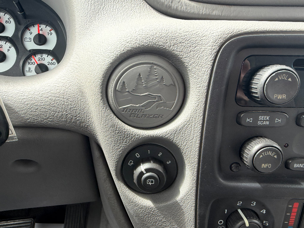 Used 2005 Chevrolet TrailBlazer LS w/ LS Preferred Equipment Group RWD image 30