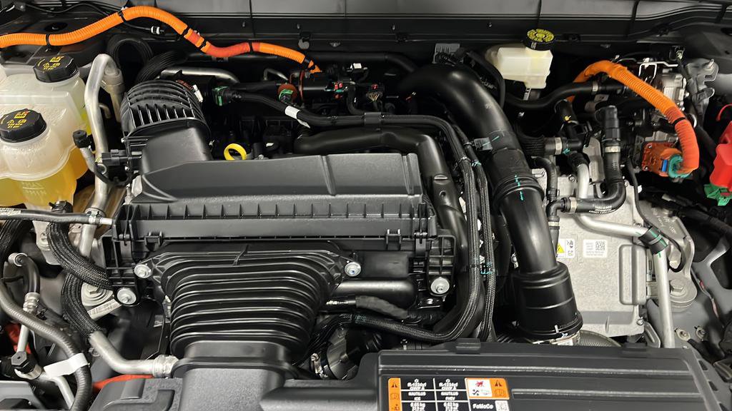 Used 2025 Lincoln Nautilus Premier w/ Equipment Group 102A AWD/4WD image 28