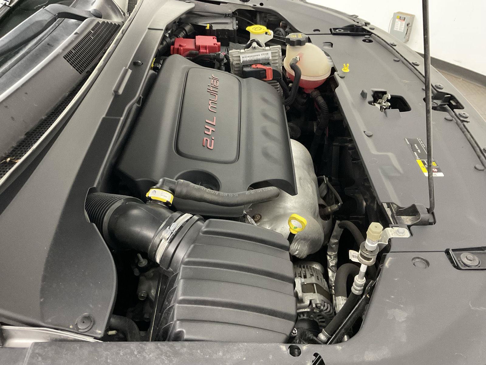 Used 2019 Jeep Compass Latitude FWD image 20