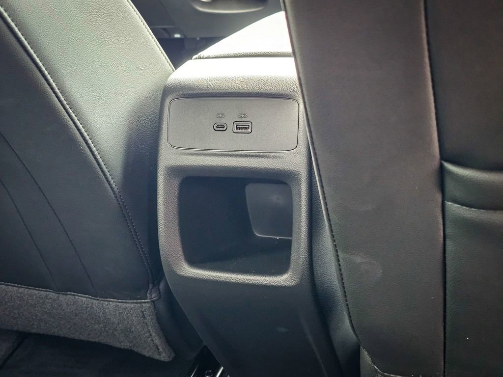 Used 2025 Buick Envista Preferred image 35