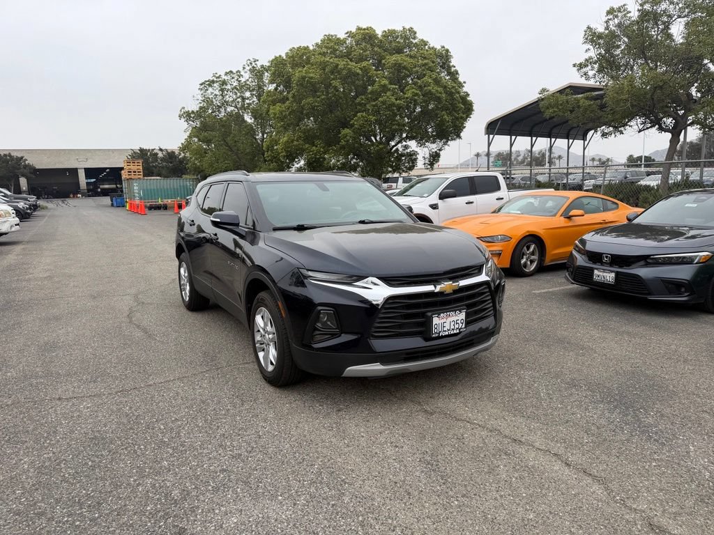 Used 2021 Chevrolet Blazer LT FWD image 2