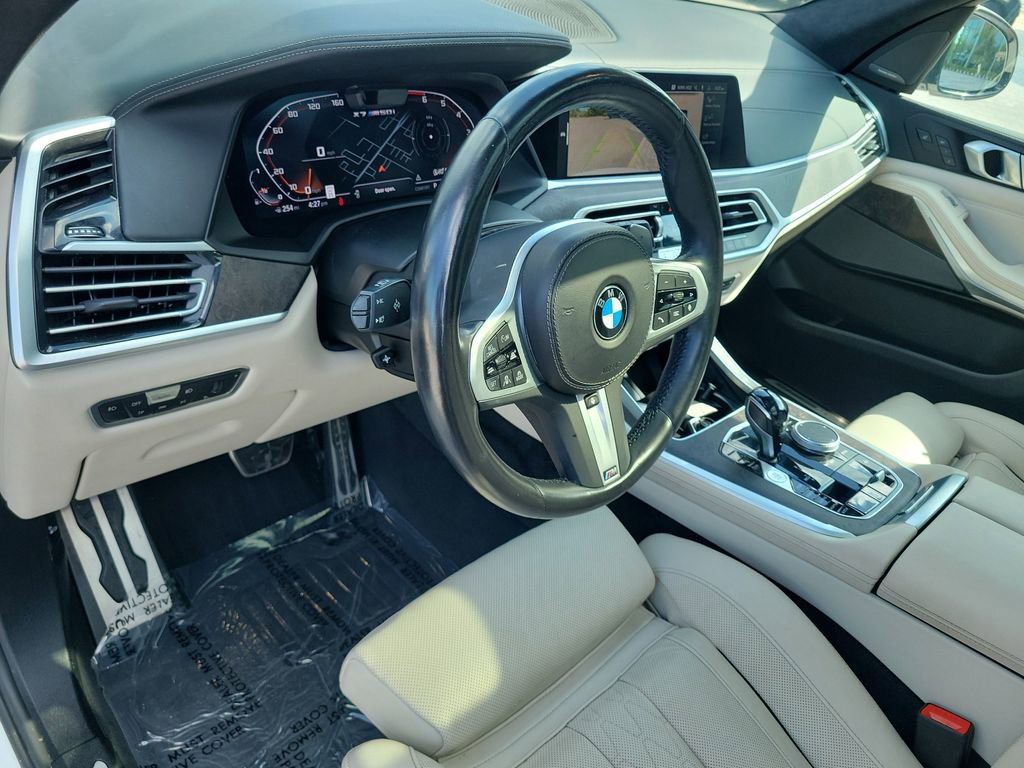 Used 2022 BMW X7 M50i w/ Dynamic Handling Package AWD/4WD image 25
