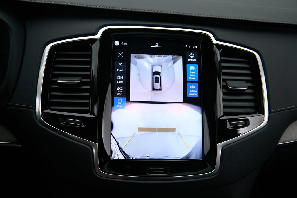 Certified 2024 Volvo XC90 T8 Ultimate w/ Protection Package Premier AWD/4WD image 27