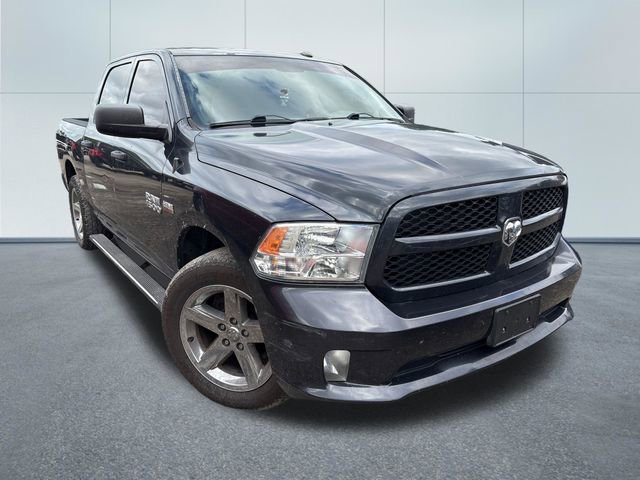 Used 2016 RAM 1500 Express RWD image 5