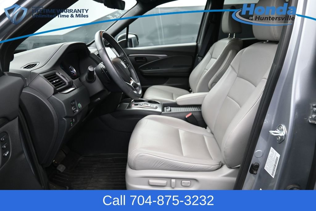 Used 2023 Honda Passport EX-L image 14