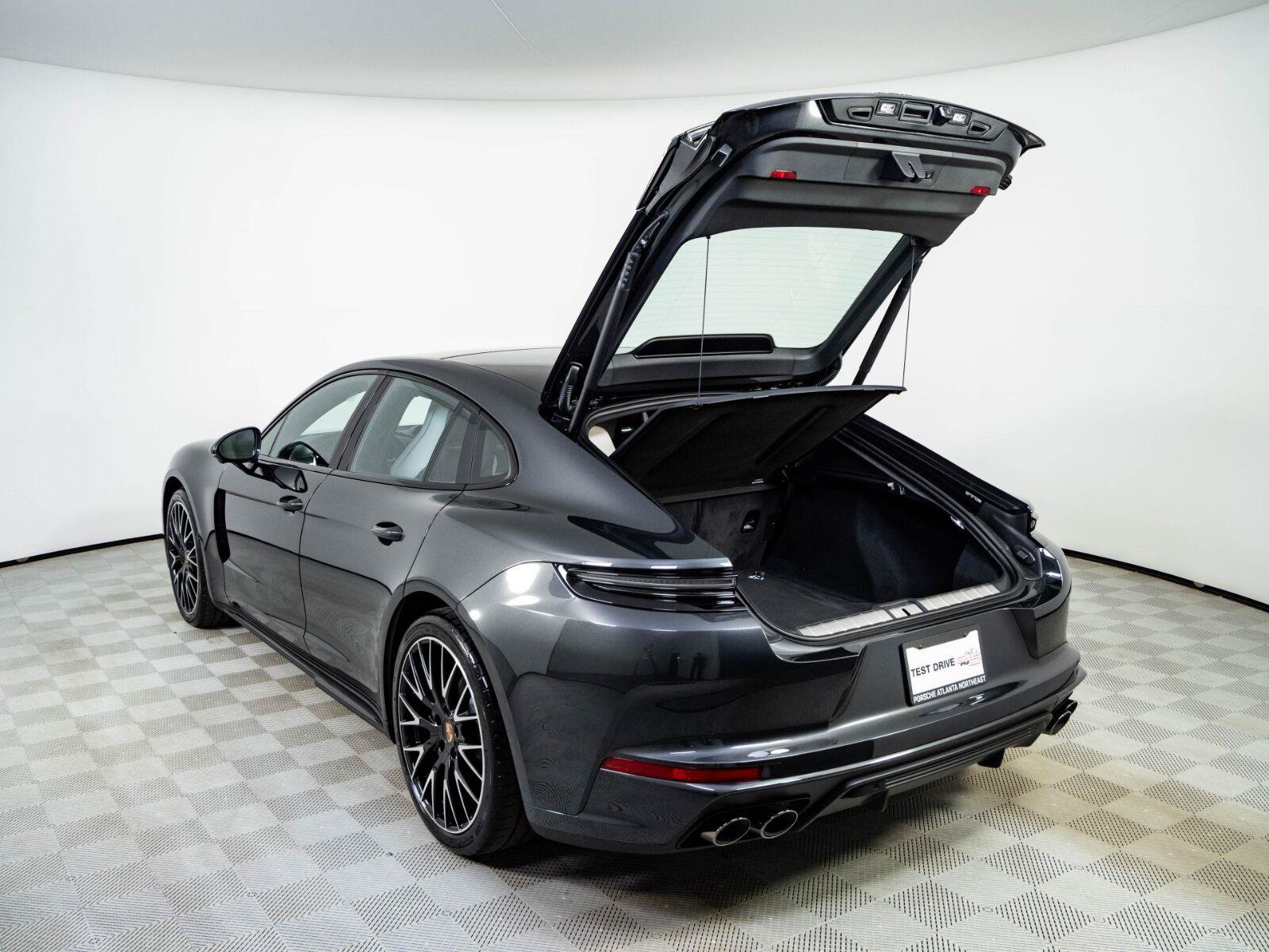 New 2026 Porsche Panamera 4 AWD/4WD image 33