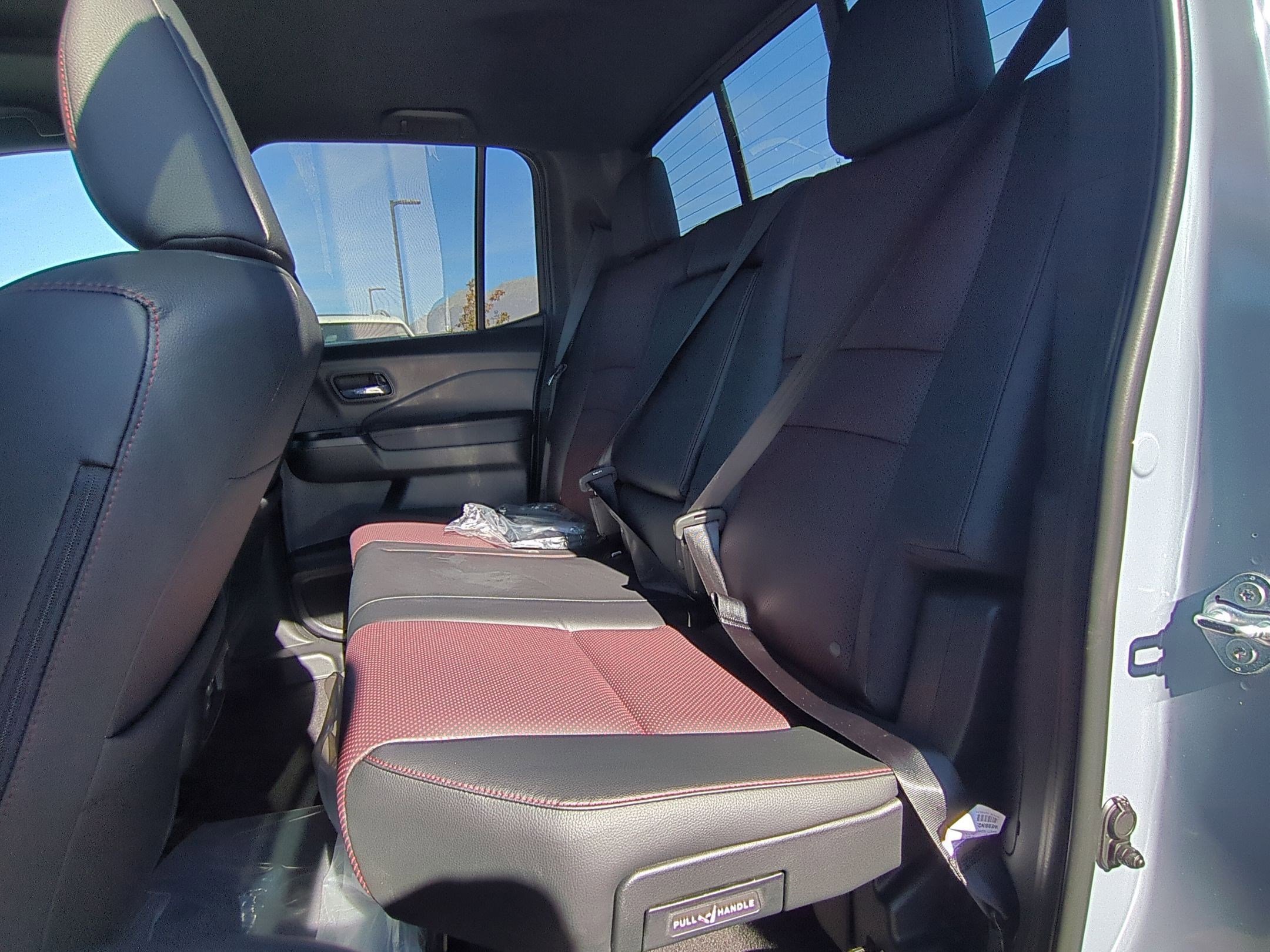 New 2026 Honda Ridgeline Black Edition image 16