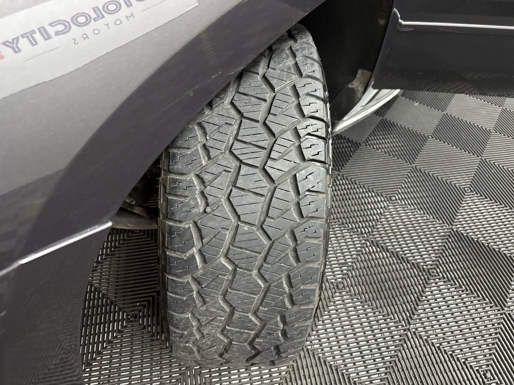 Used 2018 Chevrolet Tahoe Premier image 42