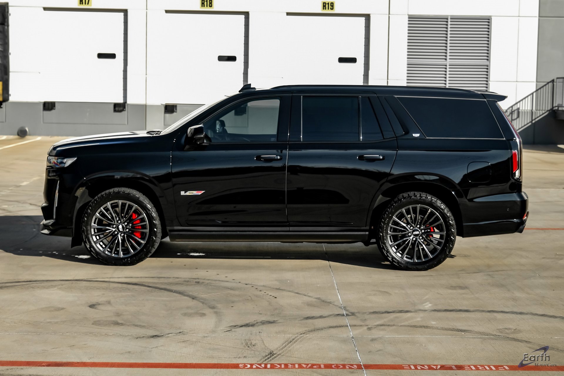 Used 2023 Cadillac Escalade V image 5