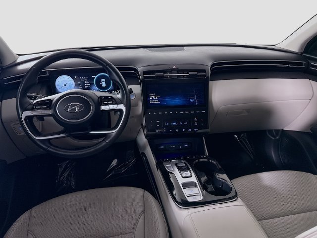 Used 2023 Hyundai Tucson Limited FWD image 16