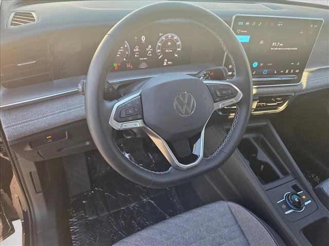 Used 2026 Volkswagen Tiguan S FWD image 3