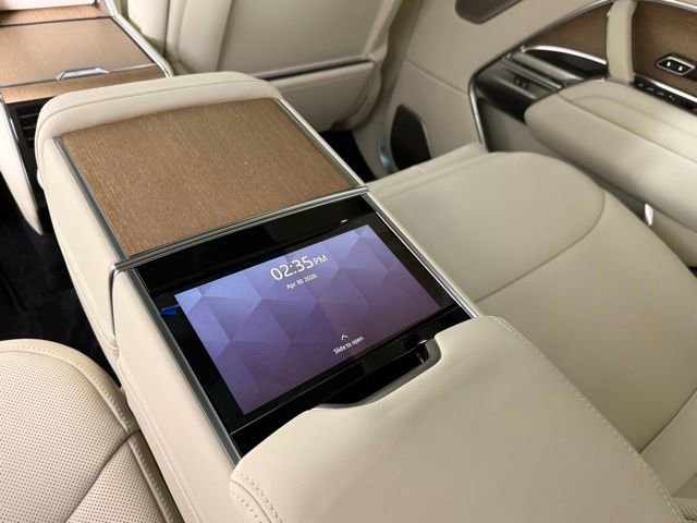 New 2026 Land Rover Range Rover SV AWD/4WD image 27