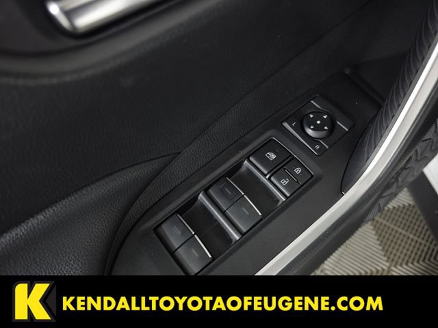 Used 2024 Toyota RAV4 XLE AWD/4WD image 22
