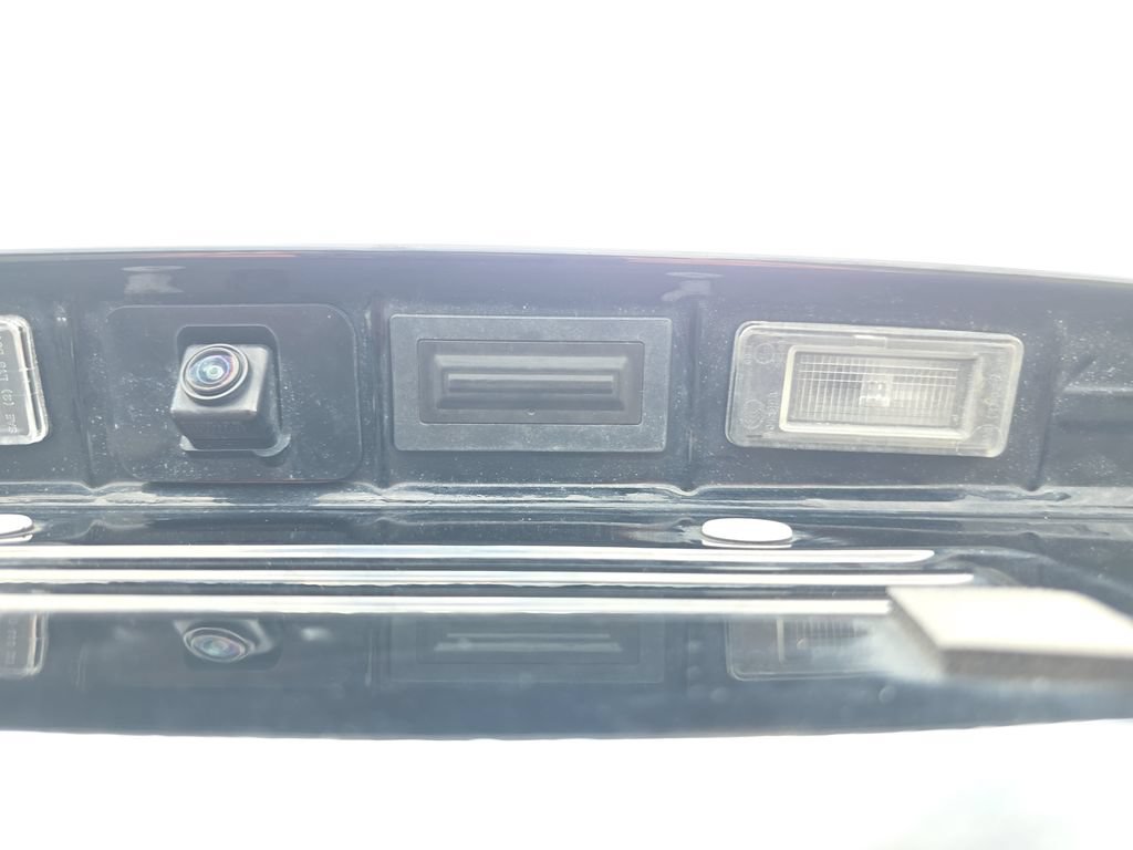 Used 2025 Nissan Altima 2.5 SV FWD image 31