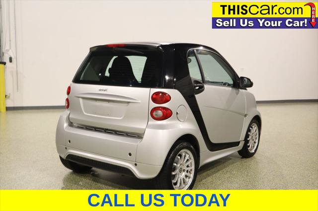 Used 2014 smart fortwo passion RWD image 7