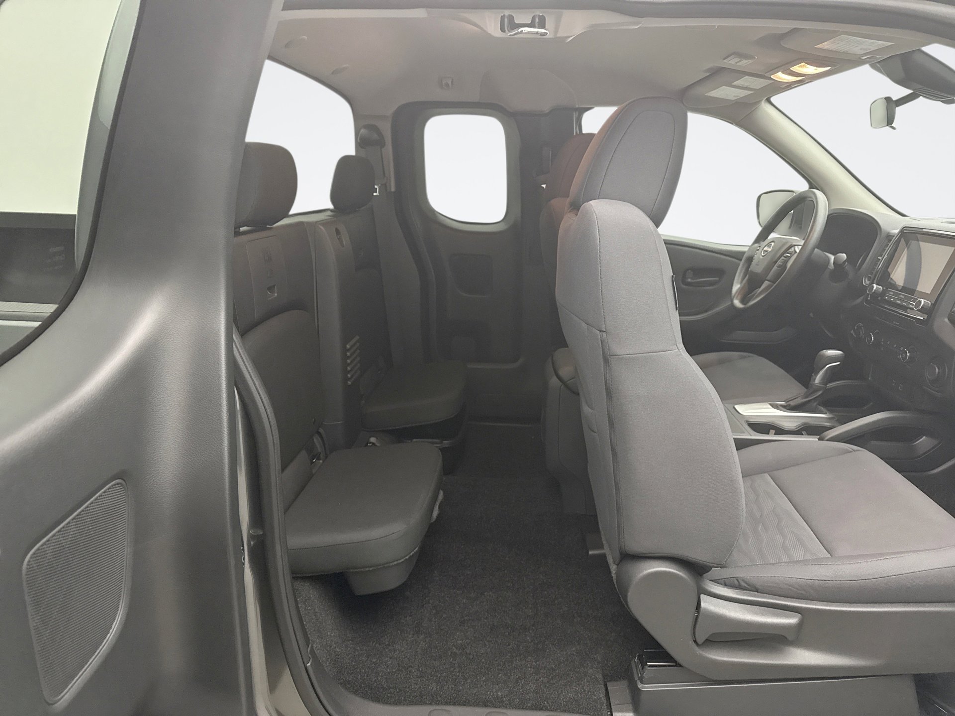 Used 2022 Nissan Frontier S AWD/4WD image 17