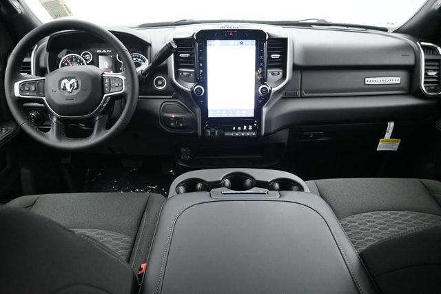 New 2026 RAM 3500 Big Horn AWD/4WD image 15