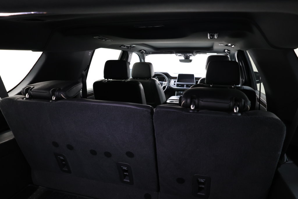 Used 2021 Chevrolet Suburban Premier w/ Premium Package RWD image 65