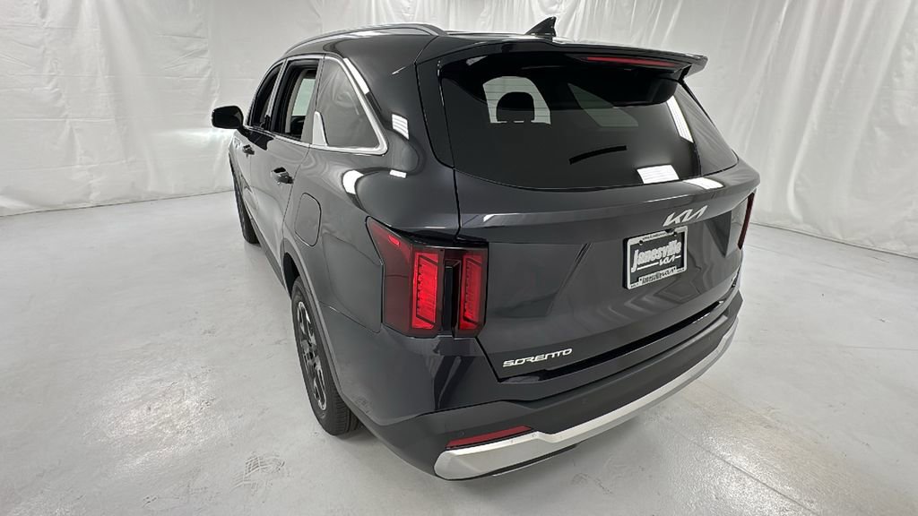 New 2026 Kia Sorento S image 5