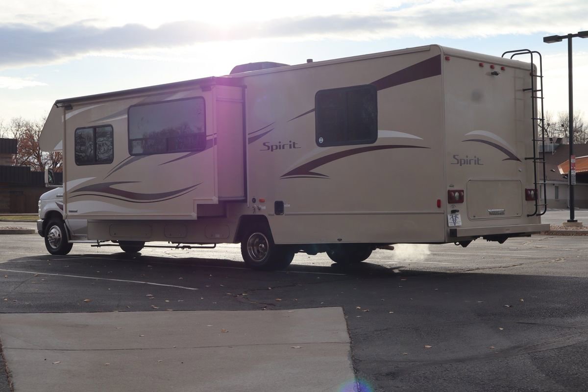 Used 2015 Ford E-450 and Econoline 450 Super Duty w/ Motorhome Prep Package image 7