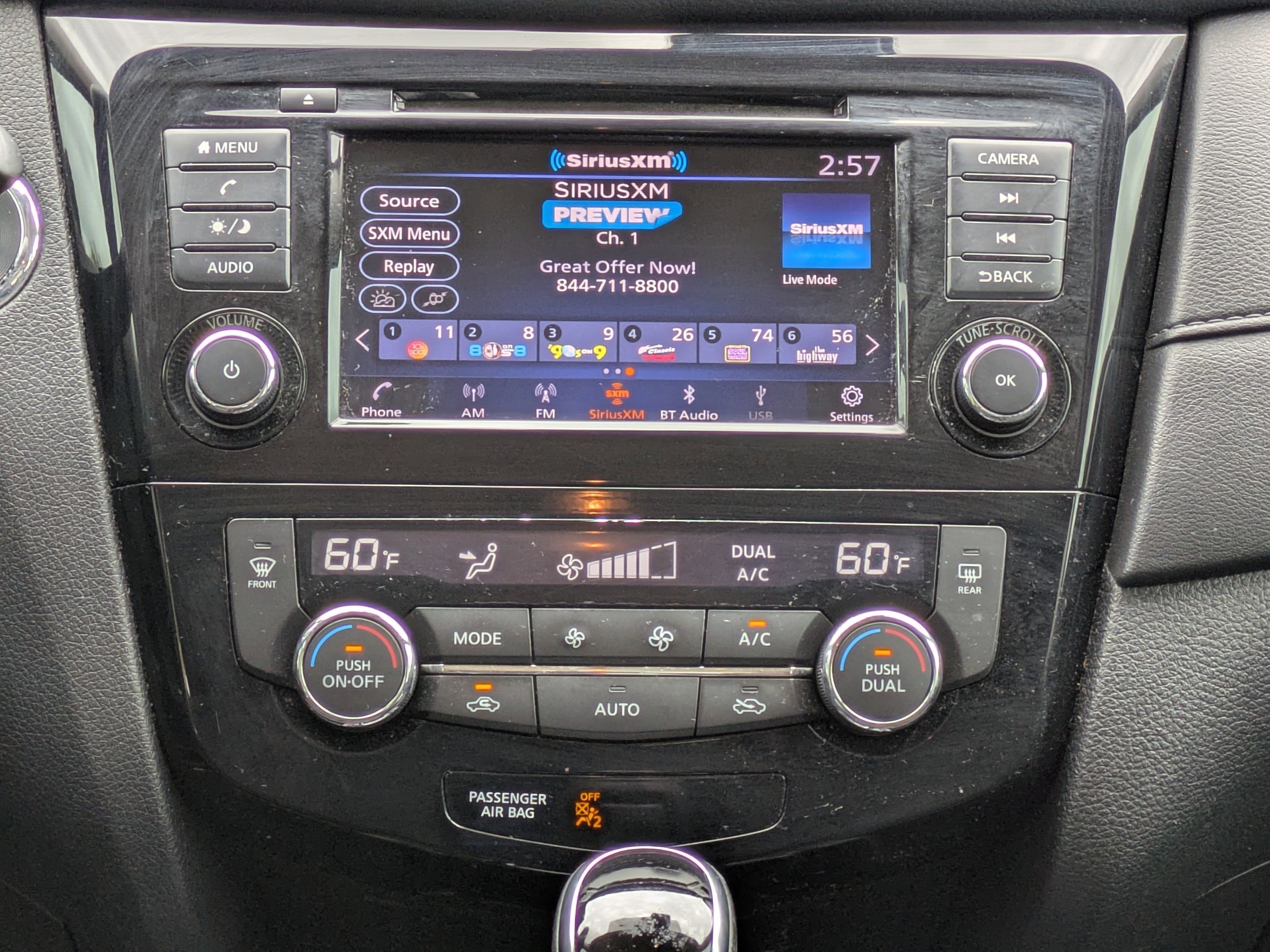 Used 2019 Nissan Rogue SV AWD/4WD image 14