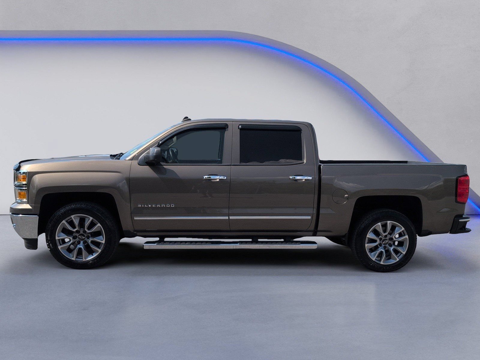 Used 2014 Chevrolet Silverado 1500 LTZ w/ LTZ Plus Package RWD image 11