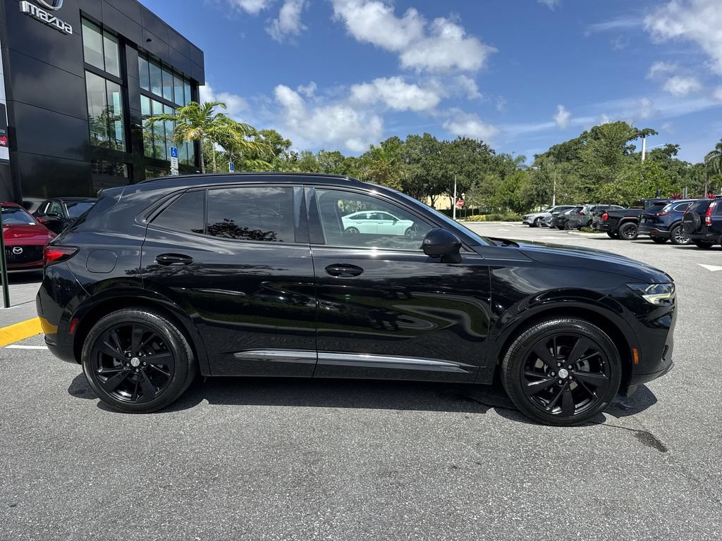 Used 2021 Buick Envision Essence w/ Technology Package I FWD image 5