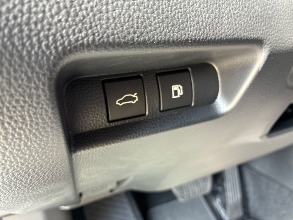 New 2026 Toyota Crown Nightshade image 38