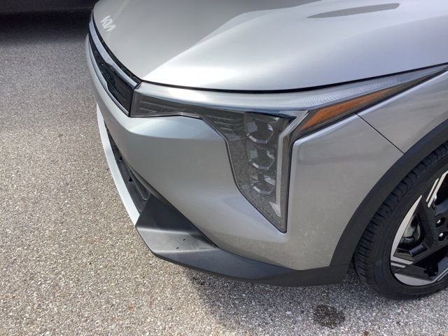 Used 2025 Kia K4 EX image 29
