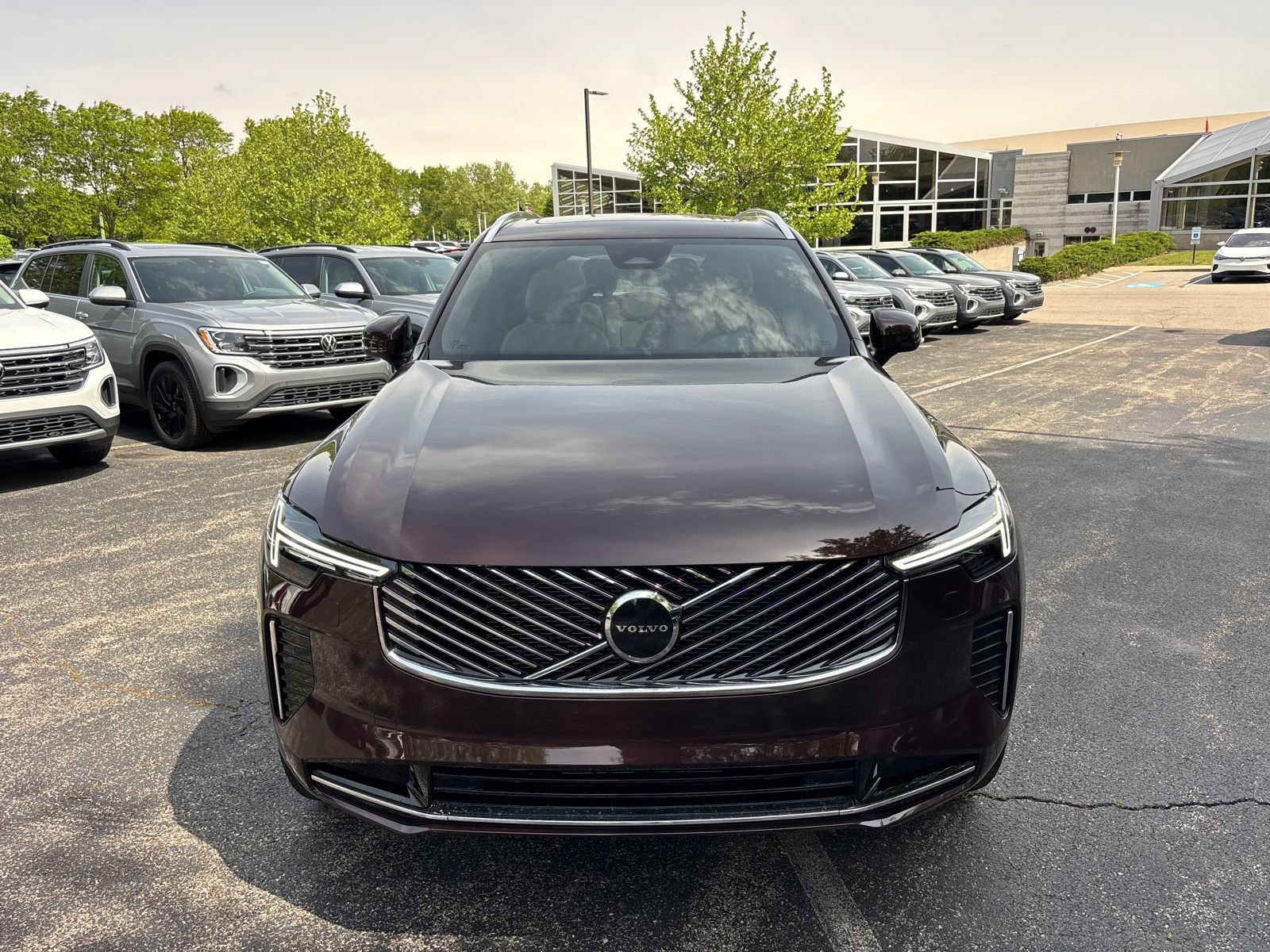 New 2026 Volvo XC90 B5 Core w/ Protection Package Premier AWD/4WD image 2