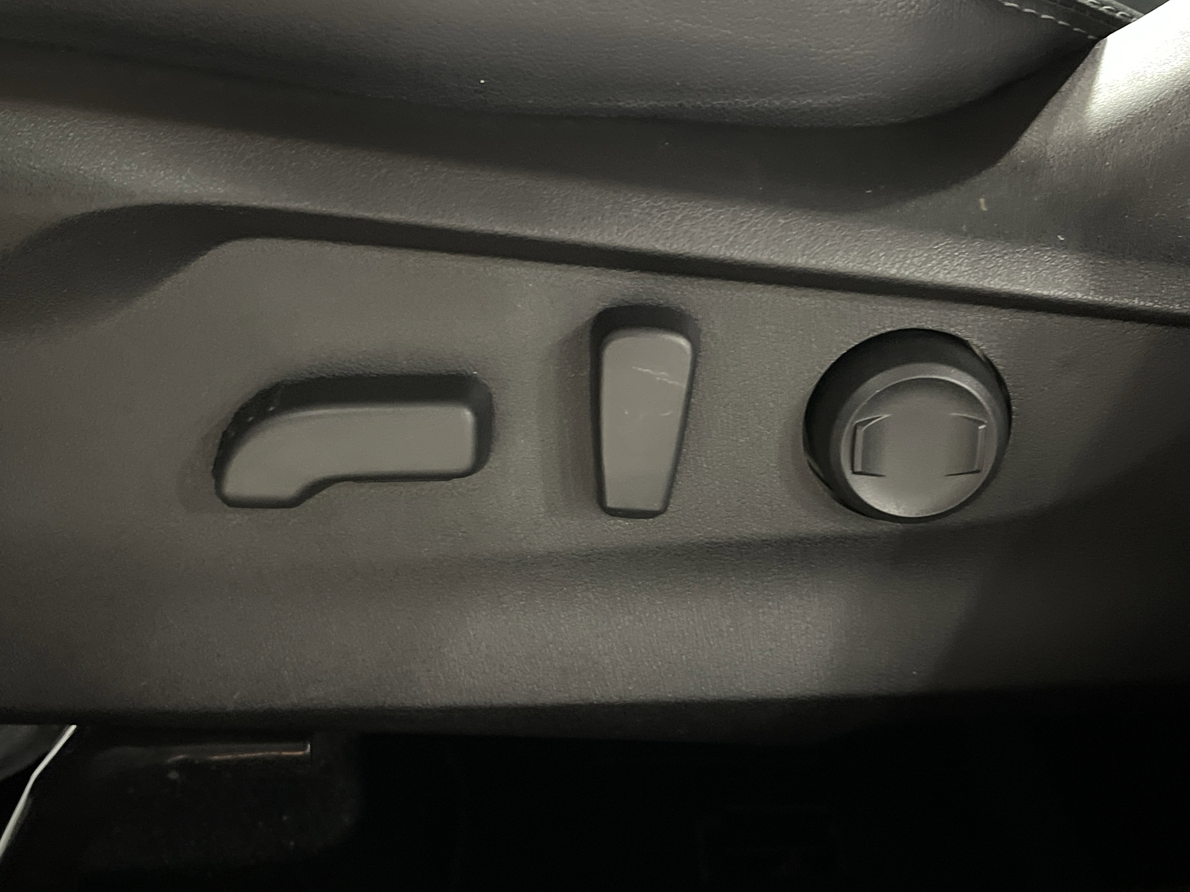 Used 2021 Subaru Forester Touring image 11