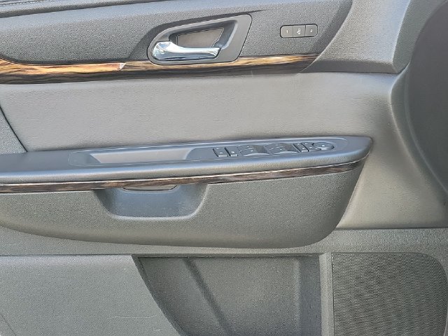 Used 2015 GMC Acadia Denali AWD/4WD image 18