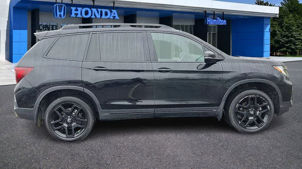 Used 2024 Honda Passport Black Edition image 9
