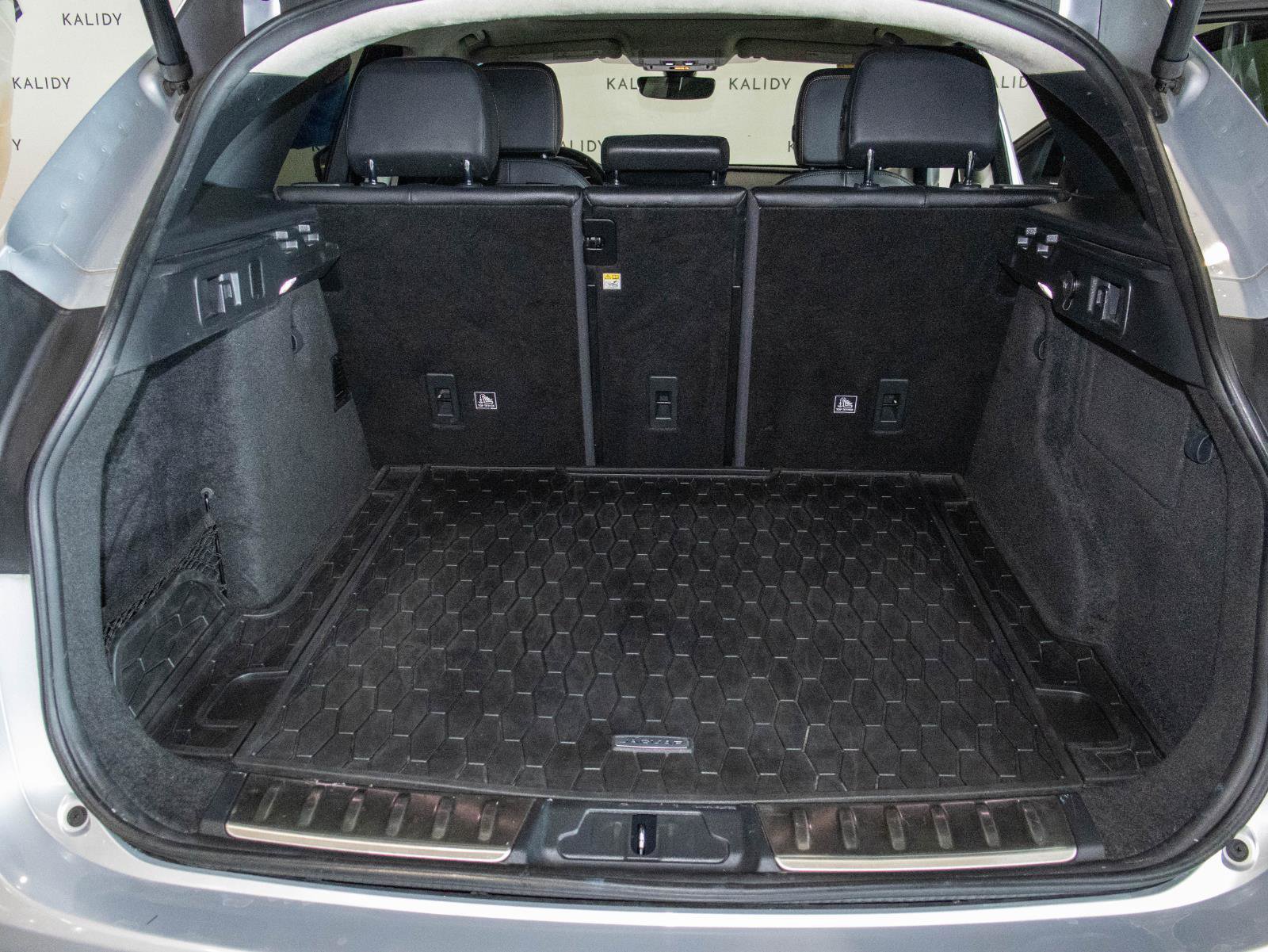 Used 2020 Jaguar F-PACE Prestige image 25