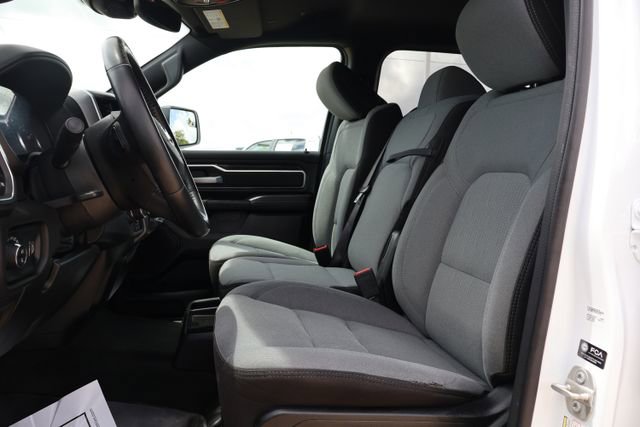 Used 2024 RAM 1500 Big Horn AWD/4WD image 9