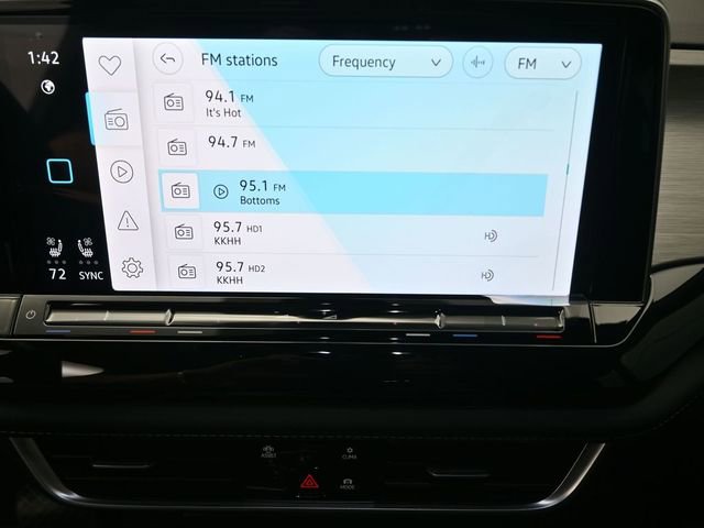 New 2026 Volkswagen Atlas Cross Sport SE image 3