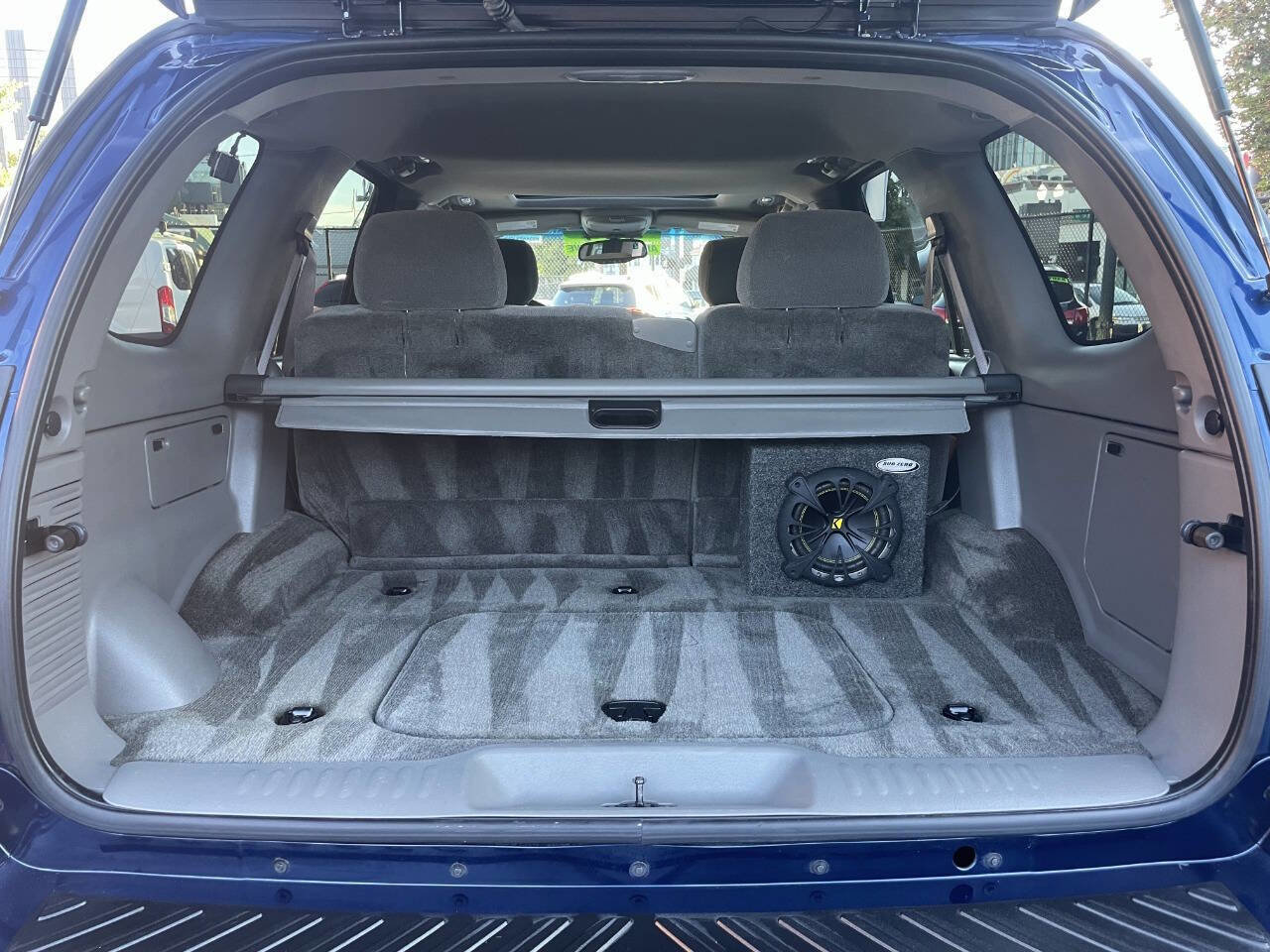 Used 2002 GMC Envoy SLE image 12